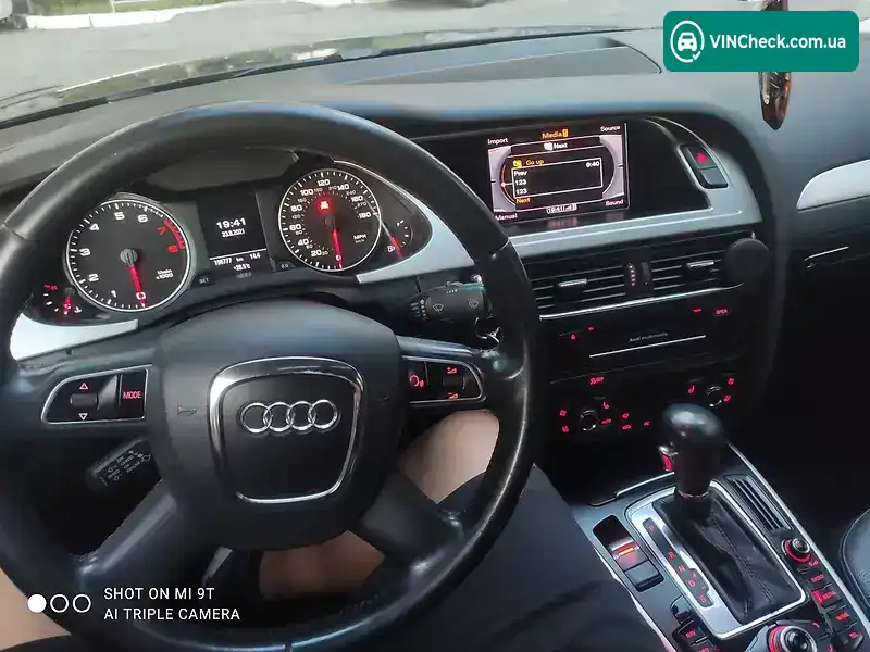 Audi A4 2011, фото з оголошення 2 з 2, VIN WAUFFAFL5CN013606