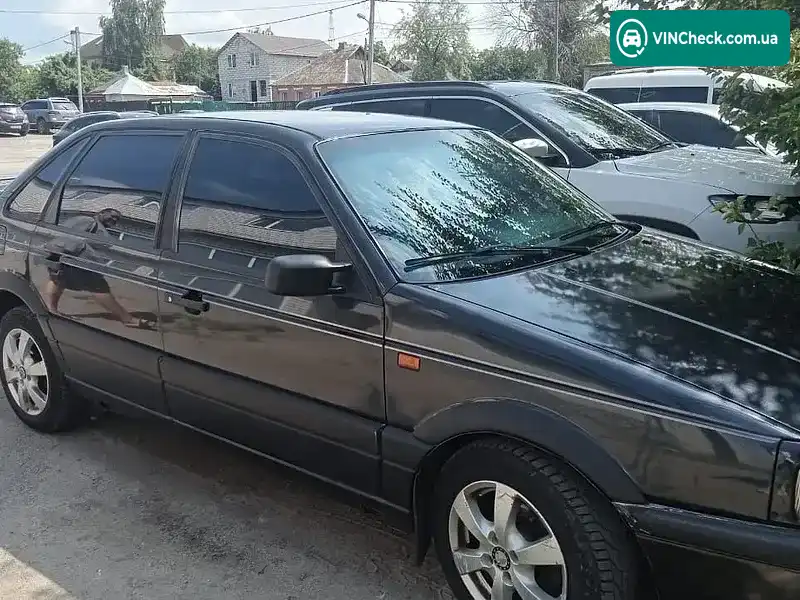 Volkswagen Passat 1991, фото з оголошення 1 з 5, VIN WVWZZZ31ZME245620