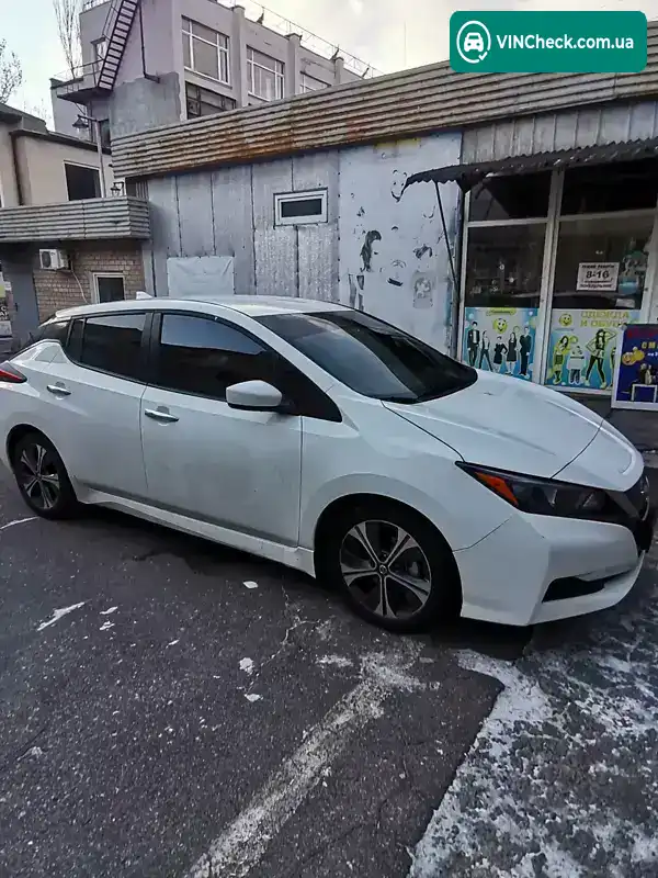 Nissan Leaf 2020, фото з оголошення 2 з 10, VIN 1N4AZ1BP7LC309645