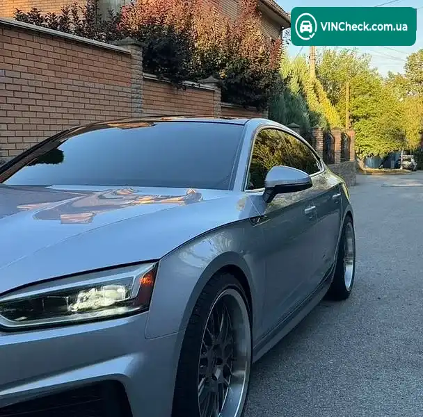 Audi A5 Sportback 2018, фото з оголошення 1 з 17, VIN WAUDNCF51KA020808