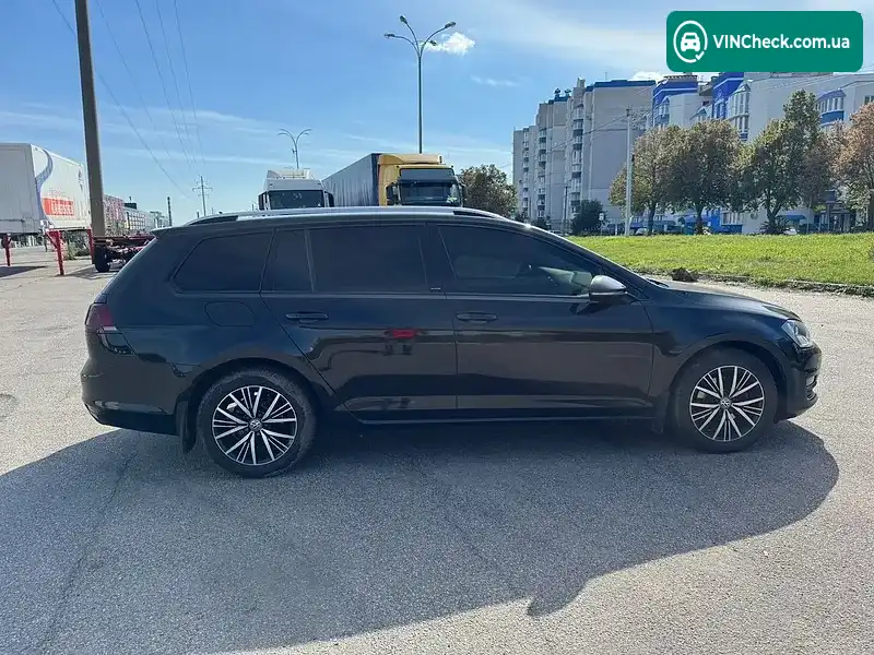 Volkswagen Golf 2017, фото з оголошення 2 з 20, VIN WVWZZZAUZHP568751