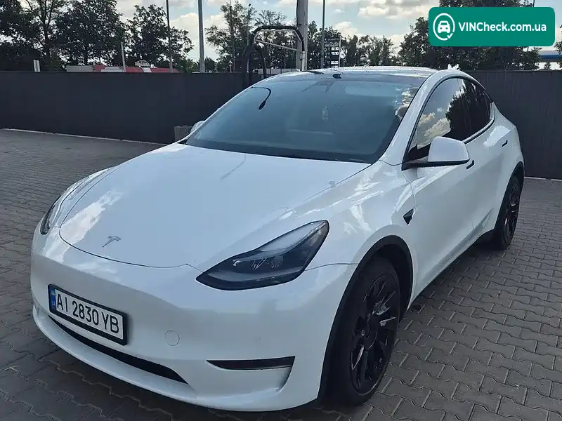 Tesla Model Y 2022, фото з оголошення 1 з 10, VIN 7SAYGDEE6NF548669