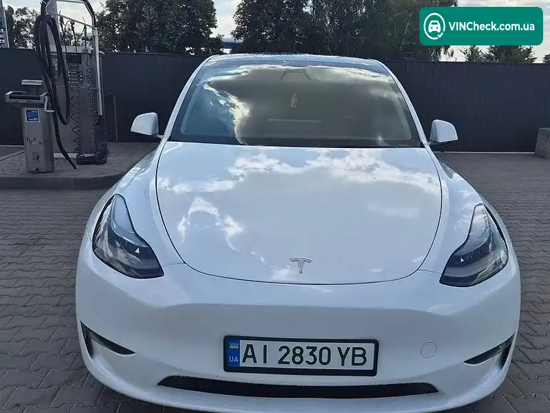 Tesla Model Y 2022, фото з оголошення 2 з 10, VIN 7SAYGDEE6NF548669