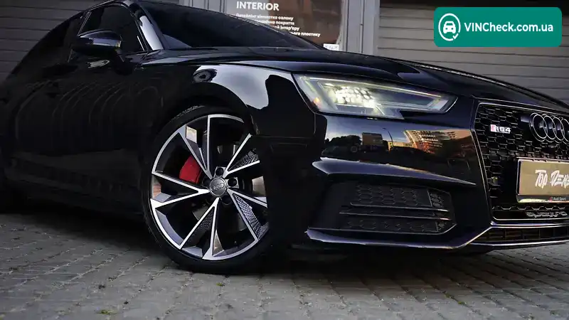 Audi A4 2018, фото з оголошення 1 з 20, VIN WAUENAF48JA140152