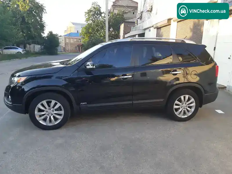 Kia Sorento 2011, фото з оголошення 2 з 11, VIN KNAKU814DC5210213