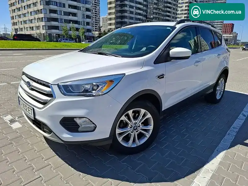 Ford Escape 2018, фото з оголошення 2 з 17, VIN 1FMCU0HDXJUB76570
