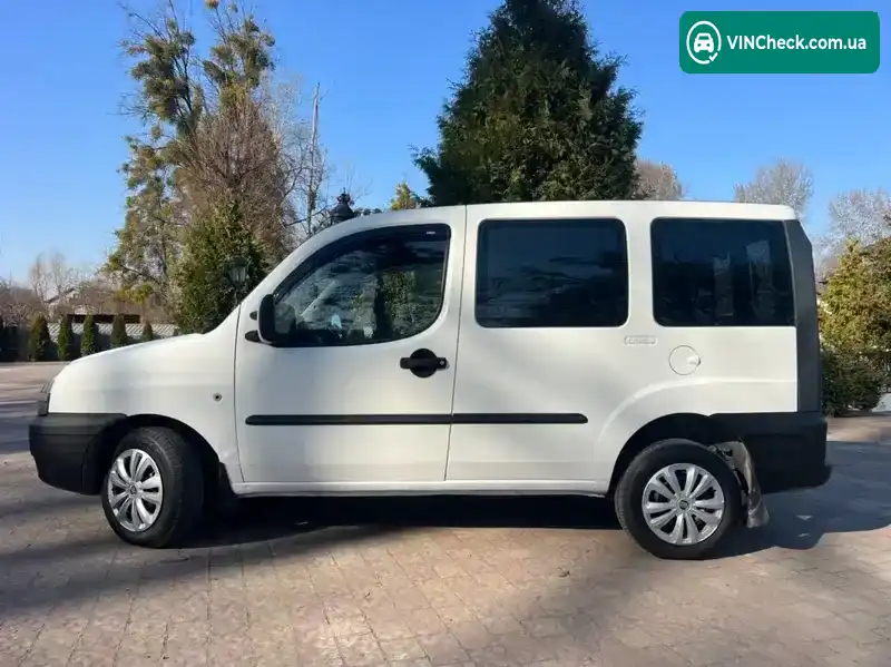 Fiat Doblo 2005, фото з оголошення 2 з 9, VIN ZFA22300005346639