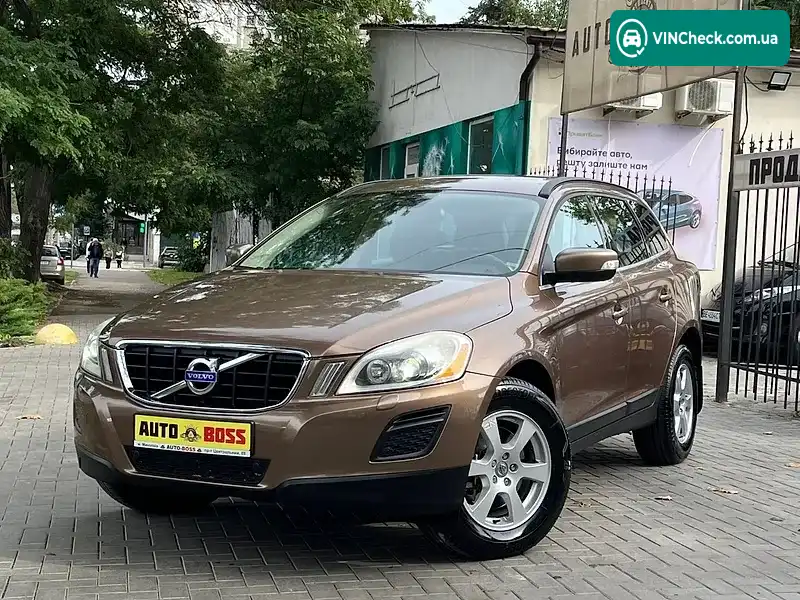 Volvo XC60 2011, фото з оголошення 1 з 20, VIN YV1DZ8256C2257292
