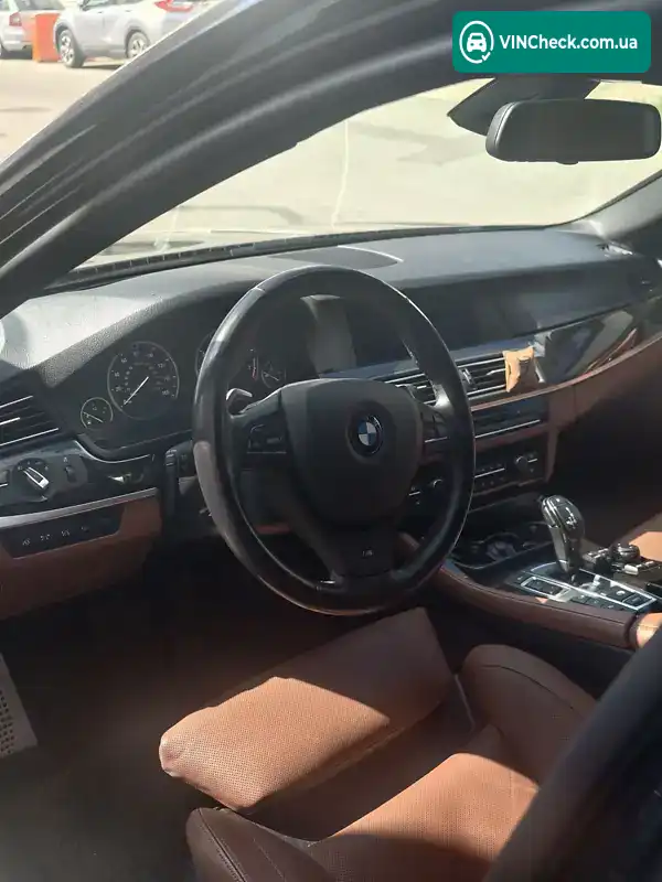 BMW 5 Series 2012, фото з оголошення 1 з 13, VIN WBAFU9C57CC787412