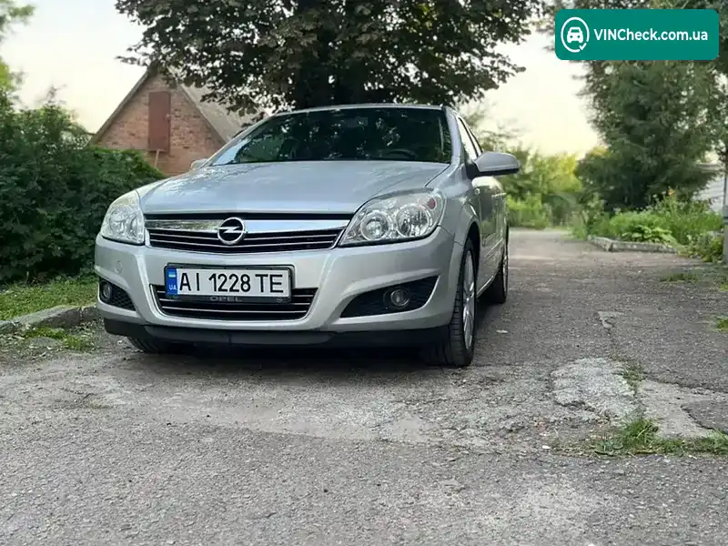 Opel Astra 2008, фото з оголошення 1 з 14, VIN Y6D0AHL4882196493