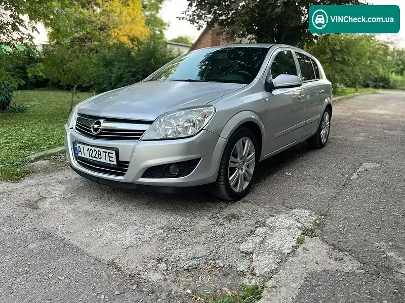 Opel Astra 2008, фото з оголошення 2 з 14, VIN Y6D0AHL4882196493