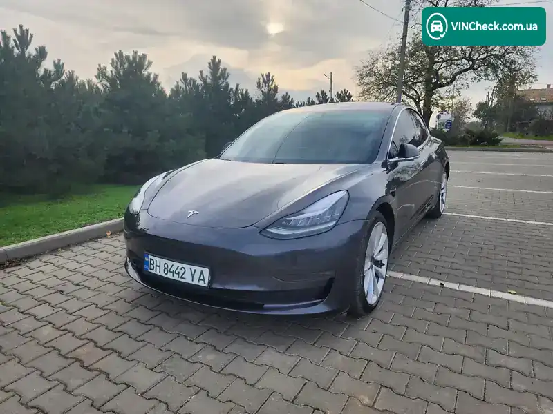 Tesla Model 3 2018, фото з оголошення 1 з 21, VIN 5YJ3E1EB1JF087098