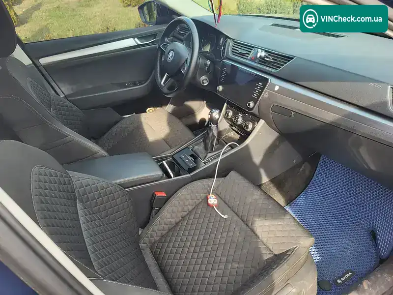 Skoda Superb 2017, фото з оголошення 2 з 13, VIN TMBJJ7NP5J7538685