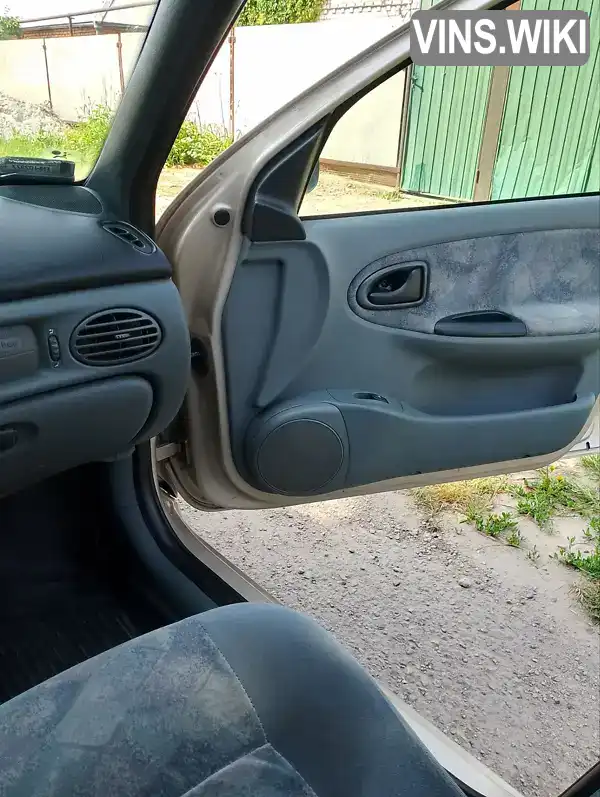 Renault Megane 1997, фото з оголошення 2 з 21, VIN VF1LA0L0G16581032