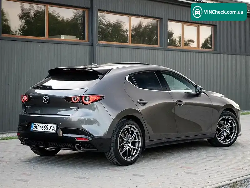 Mazda 3 2023, фото з оголошення 2 з 20, VIN JM1BPBMYXP1617555