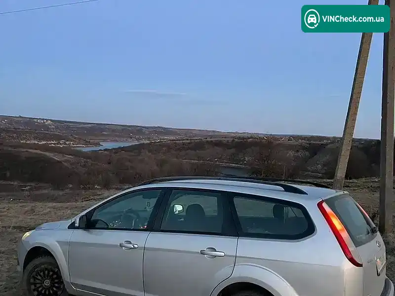 Ford Focus 2010, фото з оголошення 2 з 9, VIN WF0SXXGCDSAA64482