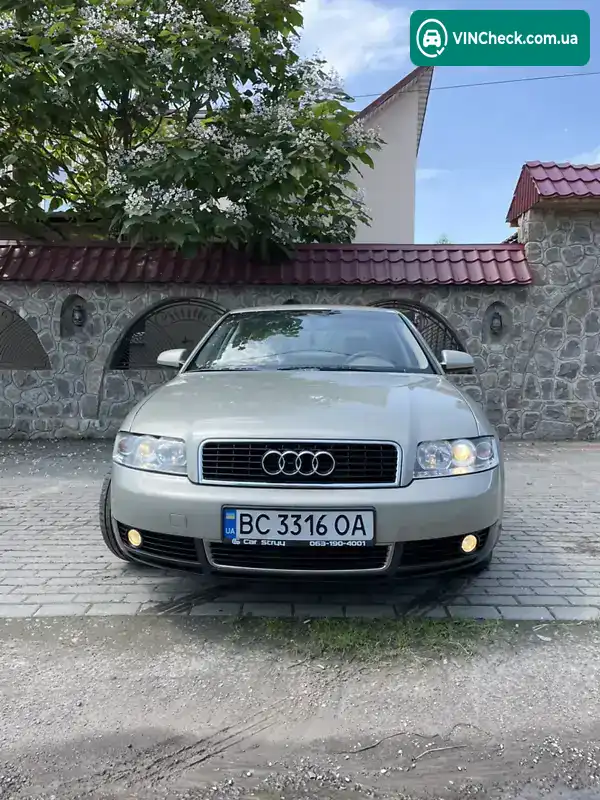Audi A4 2002, фото з оголошення 1 з 16, VIN WAUZZZ8E12A250391