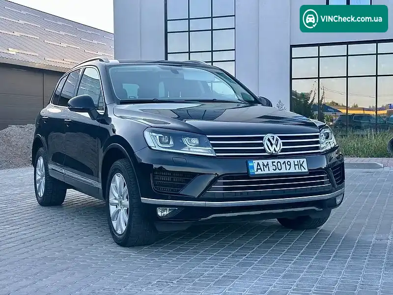 Volkswagen Touareg 2015, фото з оголошення 2 з 20, VIN WVGZZZ7PZGD015170