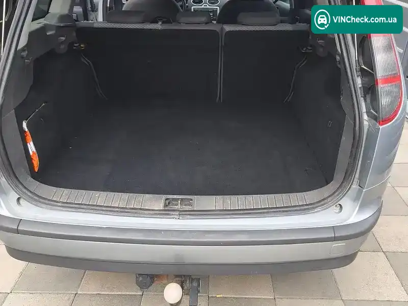 Ford Focus 2005, фото з оголошення 2 з 11, VIN WF0WXXGCDW5B68258