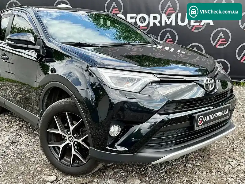 Toyota RAV4 2017, фото з оголошення 2 з 20, VIN JTMRBREV70D086846