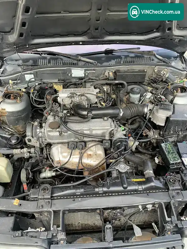 Mazda 626 1987, фото з оголошення 1 з 13, VIN JMZGD12D201119297