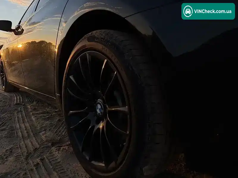BMW 7 Series 2015, фото з оголошення 2 з 20, VIN WBAYE4C5XFD947340