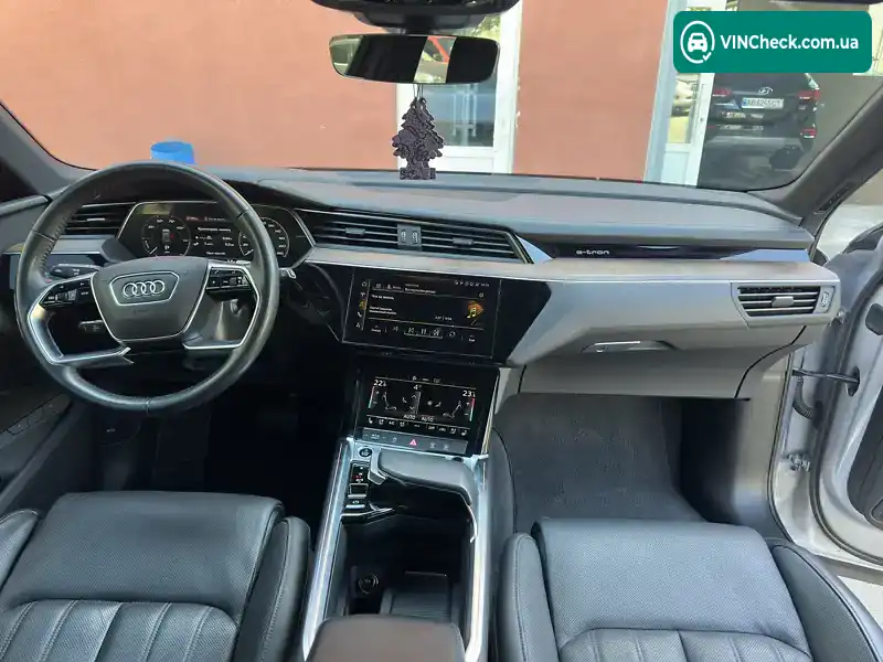 Audi e-tron 2020, фото з оголошення 1 з 15, VIN WAUZZZGE7MB010762