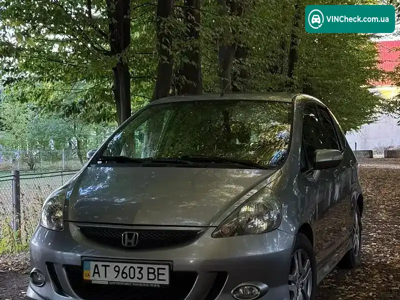 Honda Jazz 2005, фото з оголошення 1 з 8, VIN JHMGD18905S231765