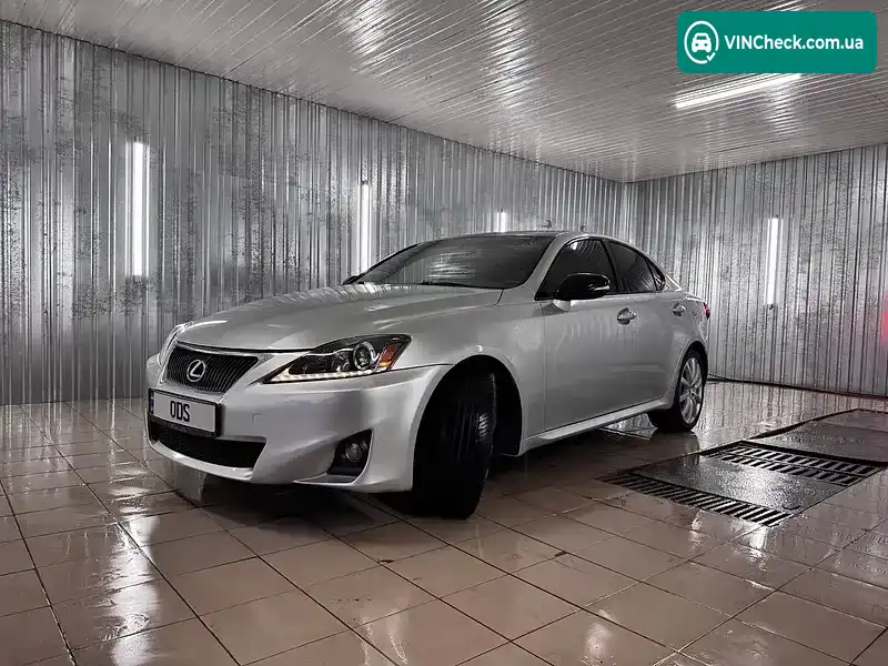 Lexus IS 2010, фото з оголошення 2 з 10, VIN JTHBF5C25B5132337