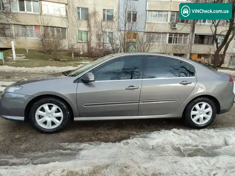 Renault Laguna 2010, фото з оголошення 2 з 21, VIN VF1BT0A0643281121