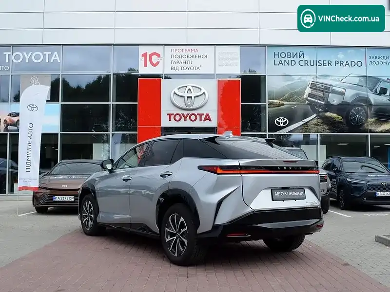 Lexus RZ 2023, фото з оголошення 2 з 20, VIN JTJAAAAB6PA004904