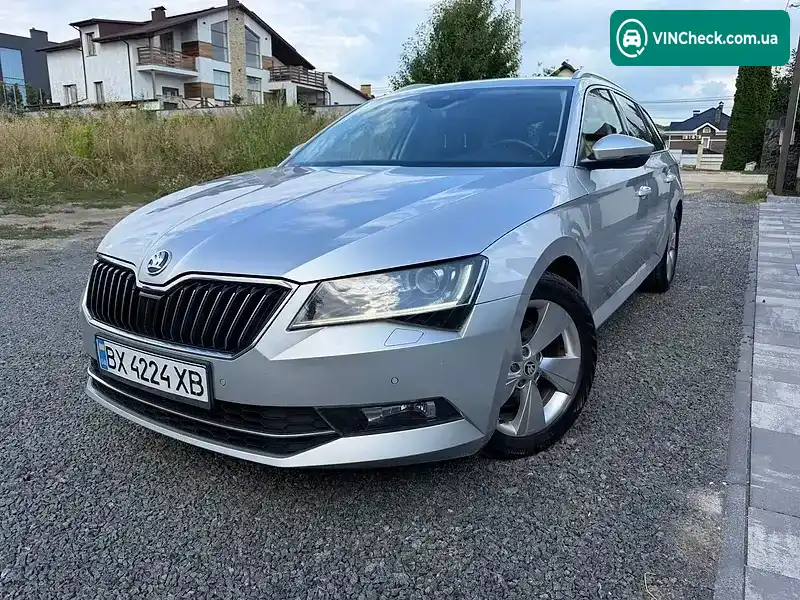 Skoda Superb 2017, фото з оголошення 2 з 20, VIN TMBJJ7NP5J7537035