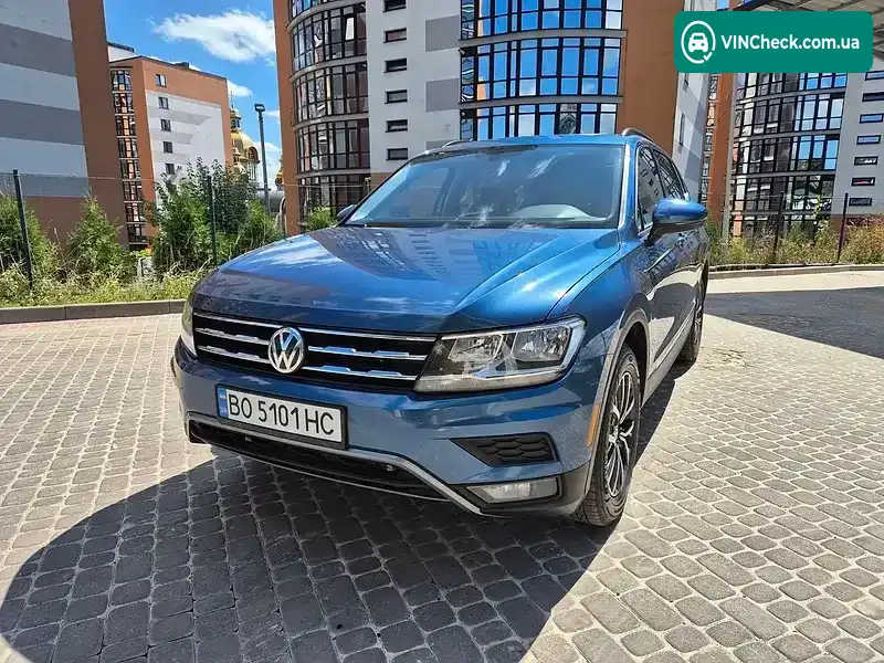 Volkswagen Tiguan 2018, фото з оголошення 1 з 20, VIN 3VV2B7AX6JM143588