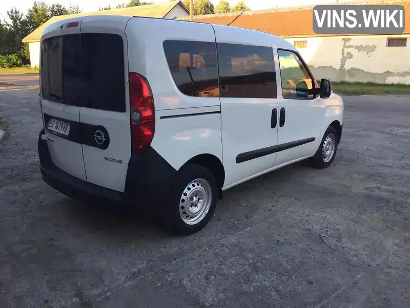 Opel Combo 2018, фото з оголошення 2 з 12, VIN W0L6ZZU1AJ9635555