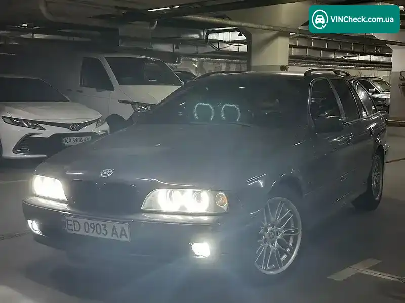 BMW 5 Series 2002, фото з оголошення 1 з 15, VIN WBADP81030GW43599