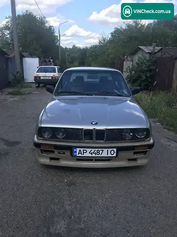 BMW 3 Series 1984, фото з оголошення 1 з 10, VIN WBAAD310101408393