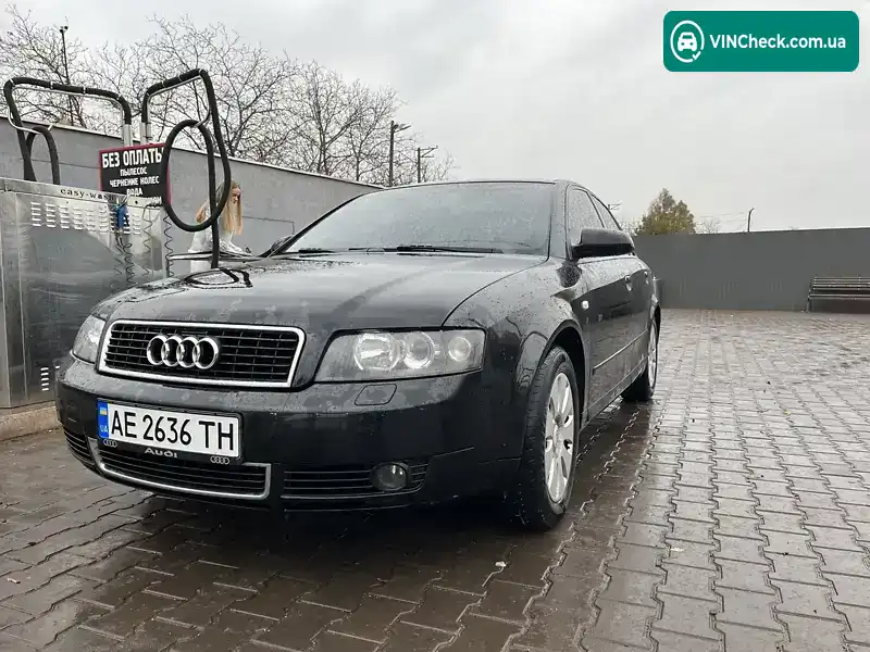 Audi A4 2003, фото з оголошення 2 з 13, VIN WAUZZZ8E94A112004