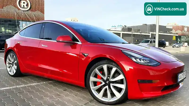 Tesla Model 3 2018, фото з оголошення 1 з 11, VIN 5YJ3E1EB5JF063273
