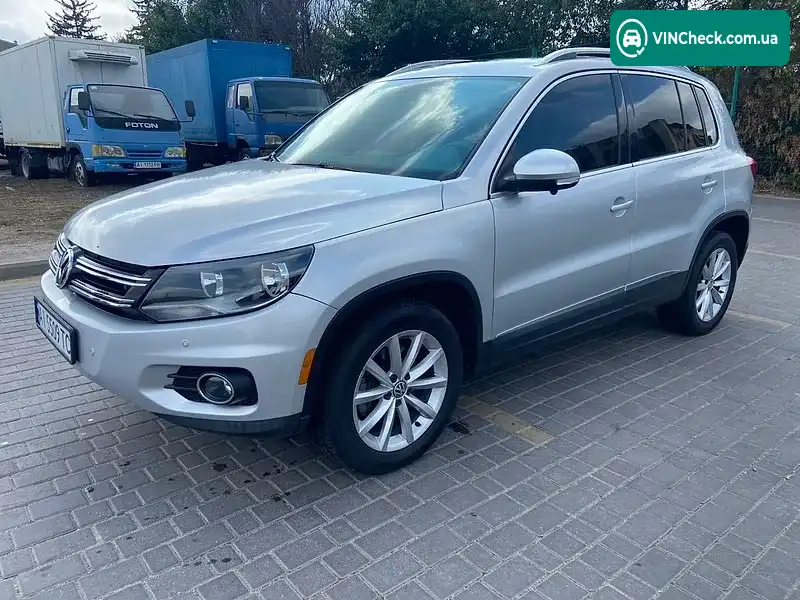 Volkswagen Tiguan 2016, фото з оголошення 1 з 10, VIN WVGRV7AX2HK017892