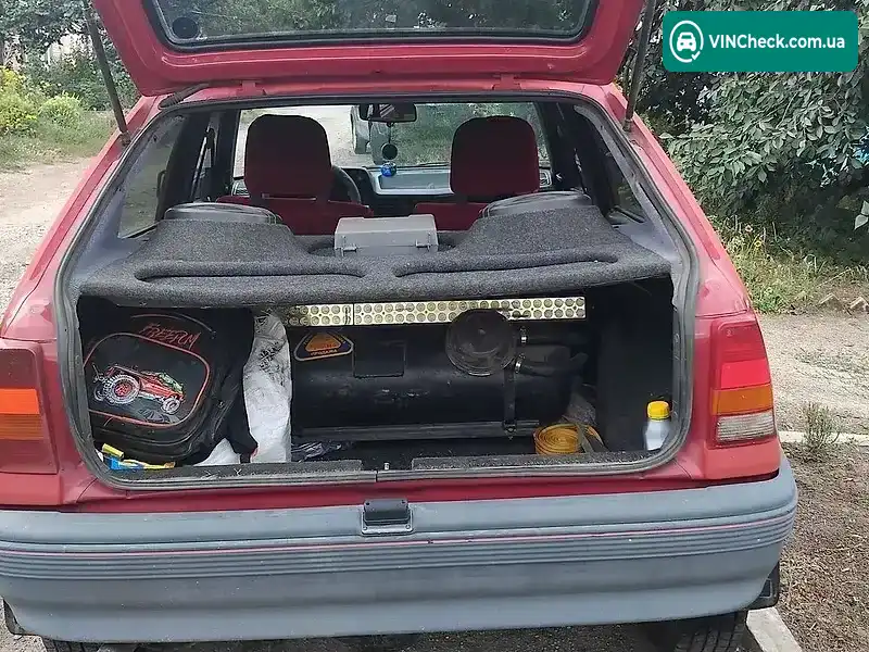 Opel Kadett 1988, фото з оголошення 2 з 12, VIN W0L000034J5331852