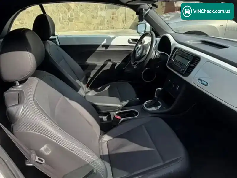 Volkswagen Beetle 2015, фото з оголошення 1 з 21, VIN 3VW517AT1FM809174