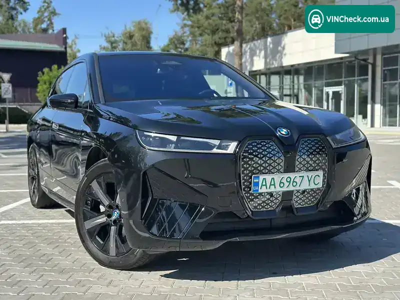 BMW iX 2022, фото з оголошення 2 з 21, VIN WB523CF02PCM56370