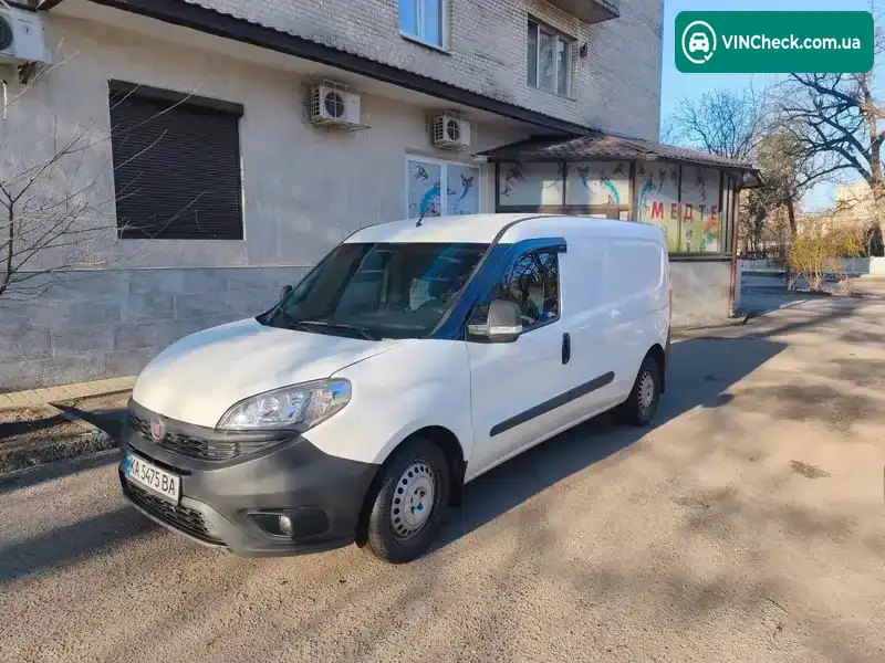 Fiat Doblo 2017, фото з оголошення 2 з 10, VIN ZFA26300006F39894