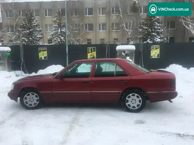 Mercedes-Benz E-Class 1993, фото з оголошення 1 з 12, VIN WDB12322310100601