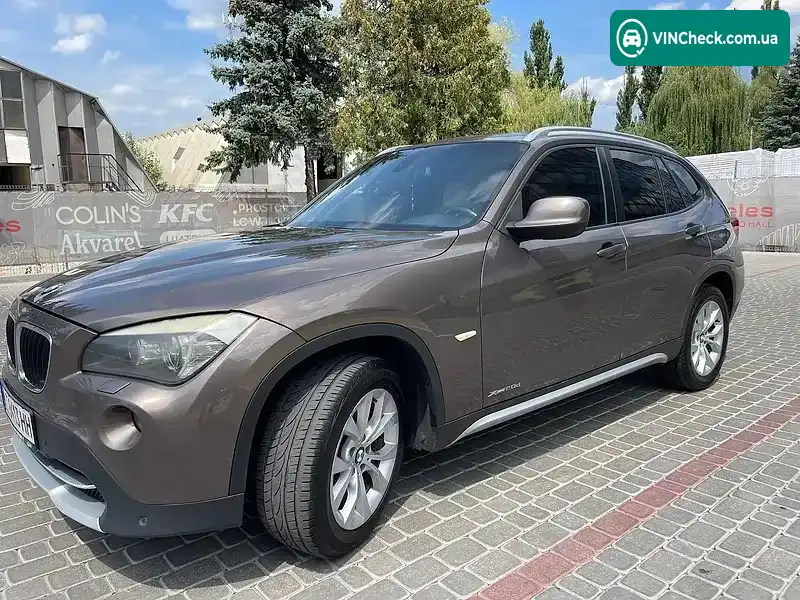 BMW X1 2011, фото з оголошення 2 з 16, VIN WBAVP31040VS51069