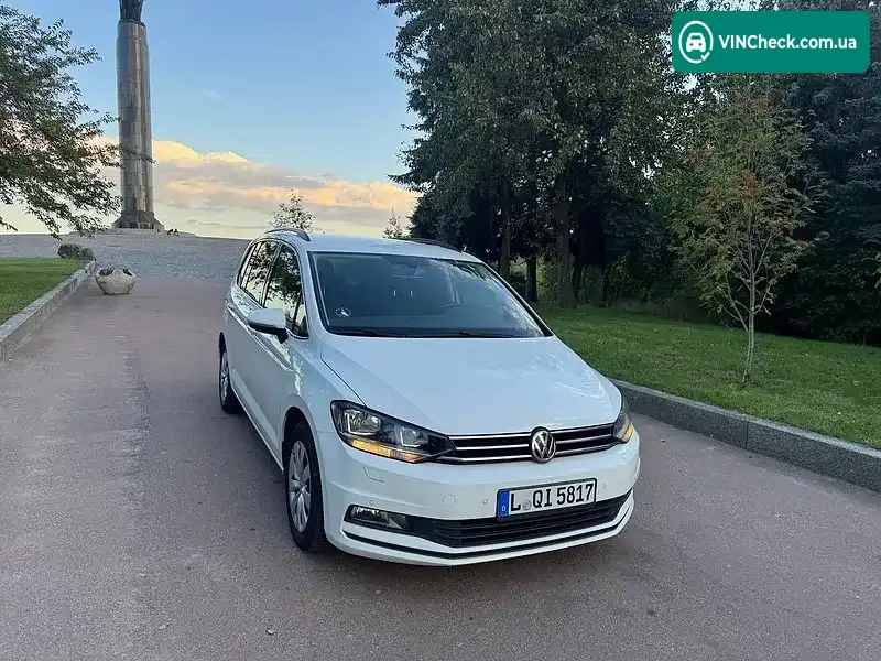 Volkswagen Touran 2017, фото з оголошення 1 з 18, VIN WVGZZZ1TZHW048816