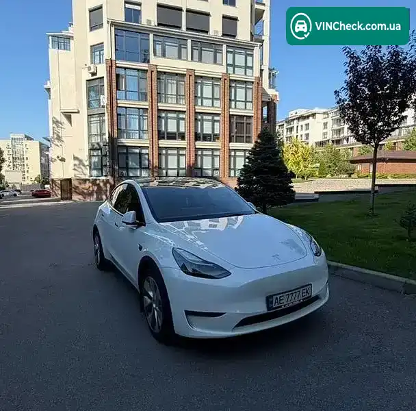 Tesla Model Y 2021, фото з оголошення 2 з 11, VIN LRWYGCEK9MC126417