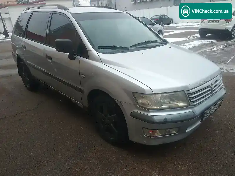 Mitsubishi Space Wagon 2003, фото з оголошення 2 з 17, VIN JMBLNN83W4Z000231