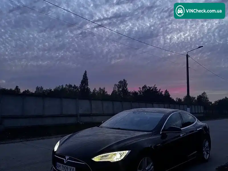 Tesla Model S 2015, фото з оголошення 1 з 19, VIN 5YJSA1S2XFF100532