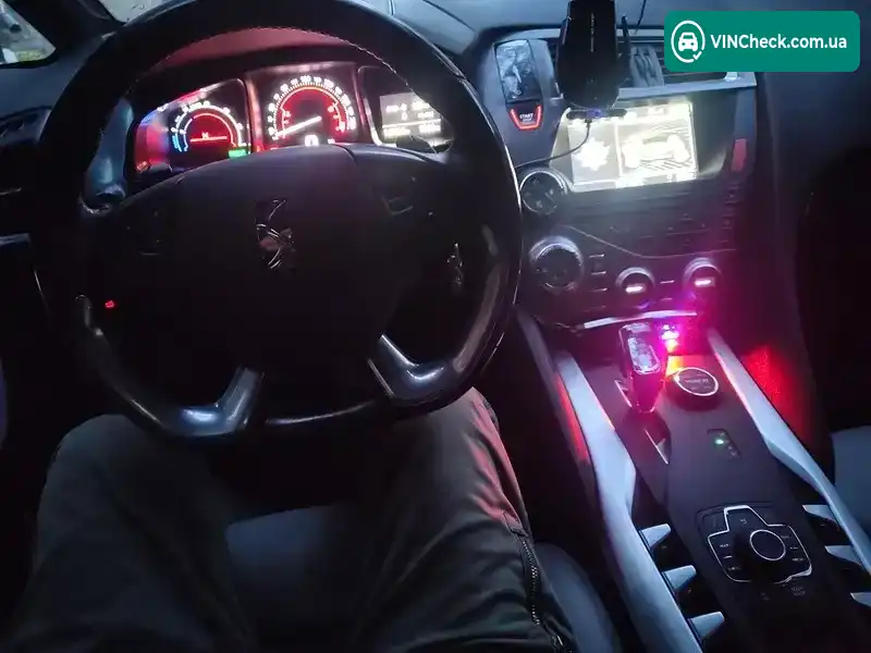 Citroen DS5 2014, фото з оголошення 2 з 21, VIN VF7KFRHC8ES510862